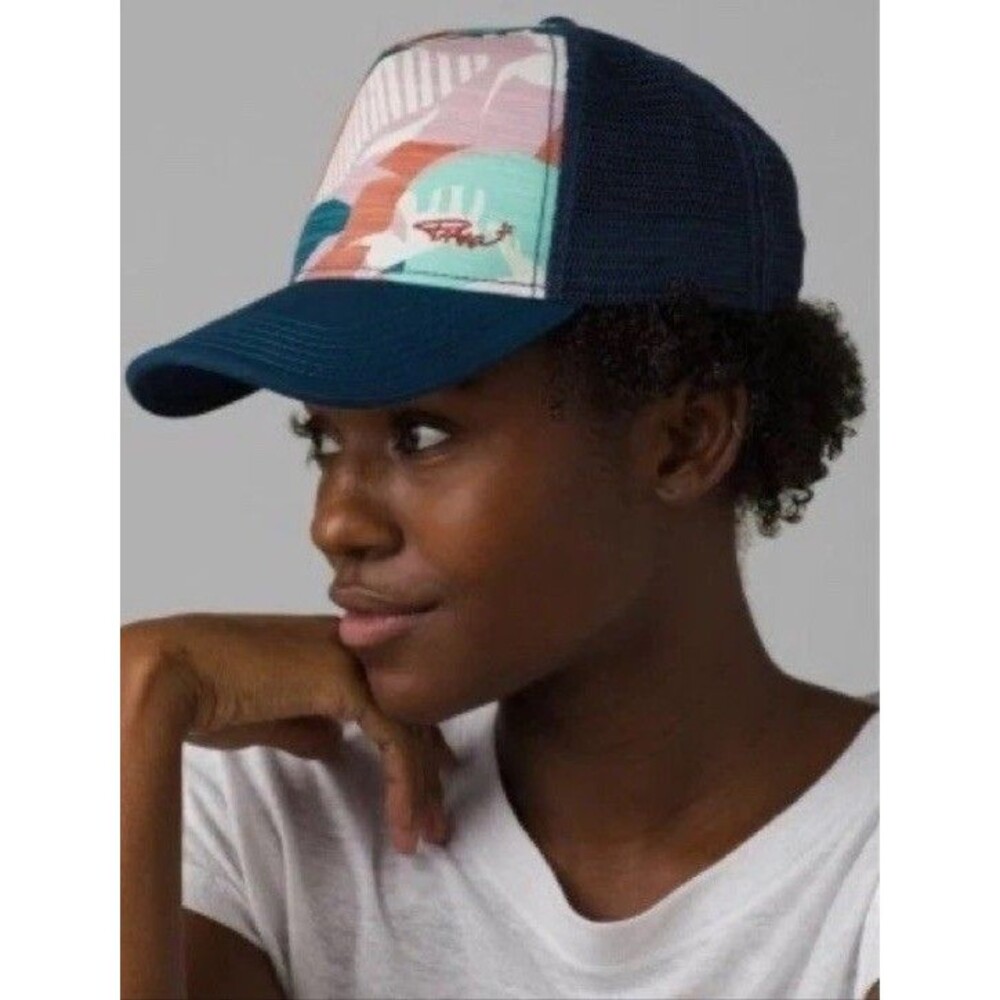 prAna La Viva Blue Mesh Snapback Trucker Hat Women’s Outdoors Hiking Gorpcore